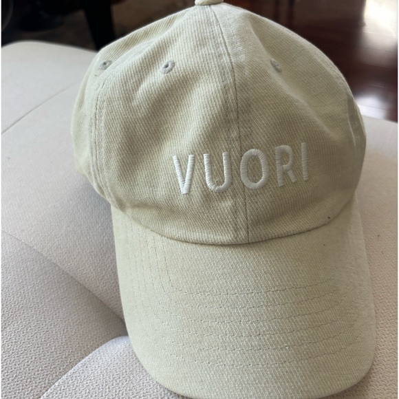 Vuori hat - Picture 1 of 3